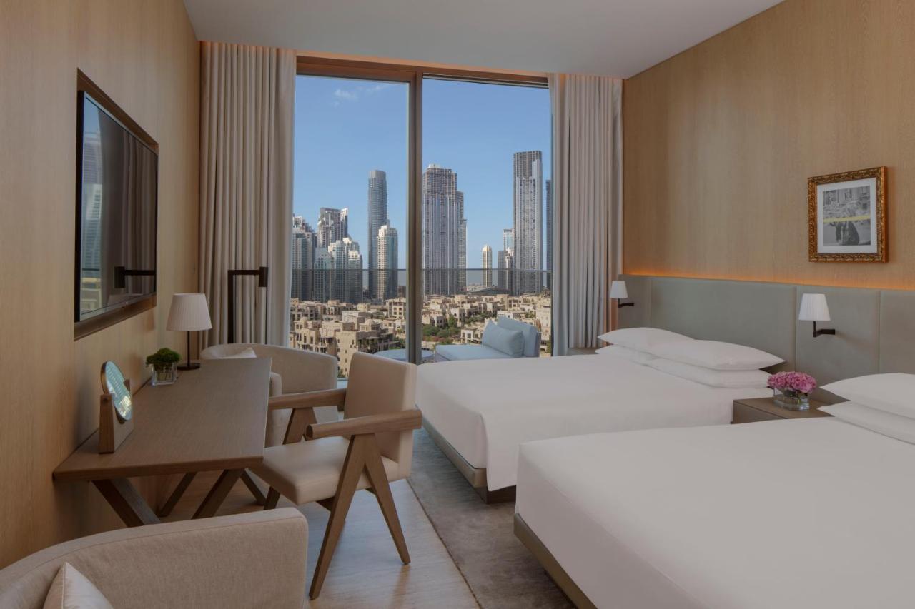 Deluxe Kamer met Queensize Bed, Balkon en Uitzicht op de Burj Khalifa