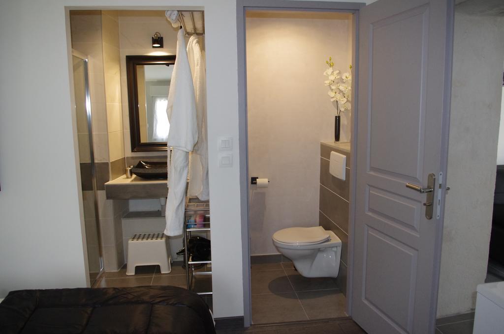 Two-Bedroom House,1023882265:JPEG