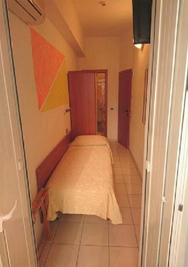 Single Room Balcony
