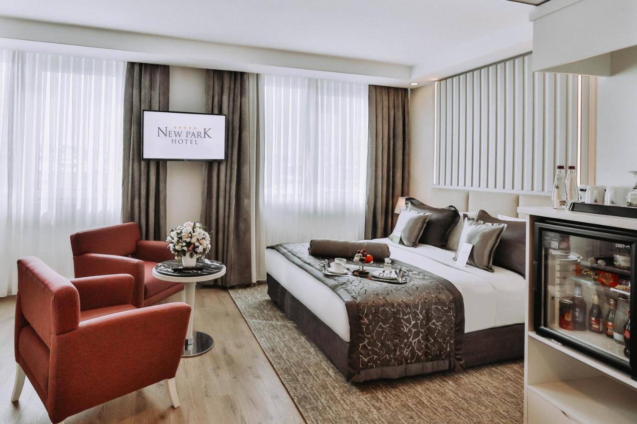 Deluxe Queen Room