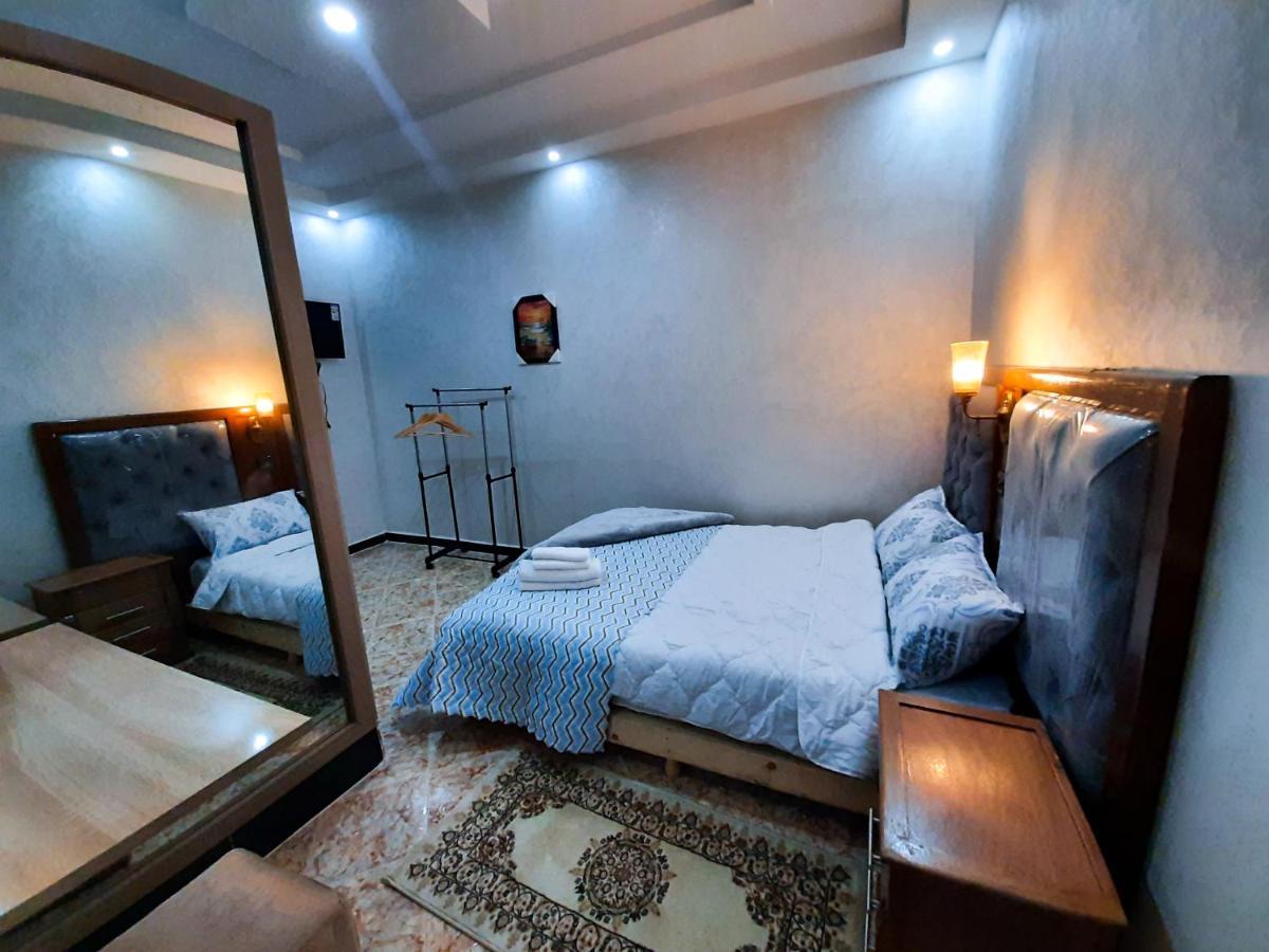 Chambre Deluxe (2 Adultes + 1 Enfant)