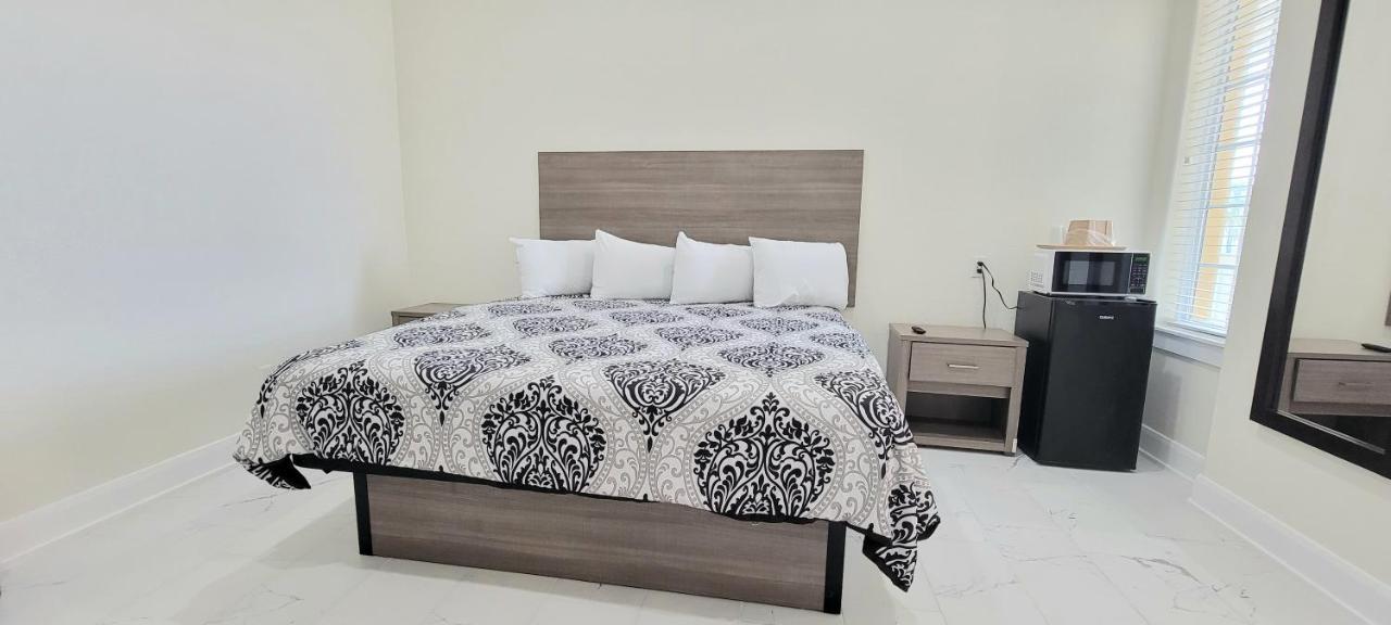 Luxury King Room