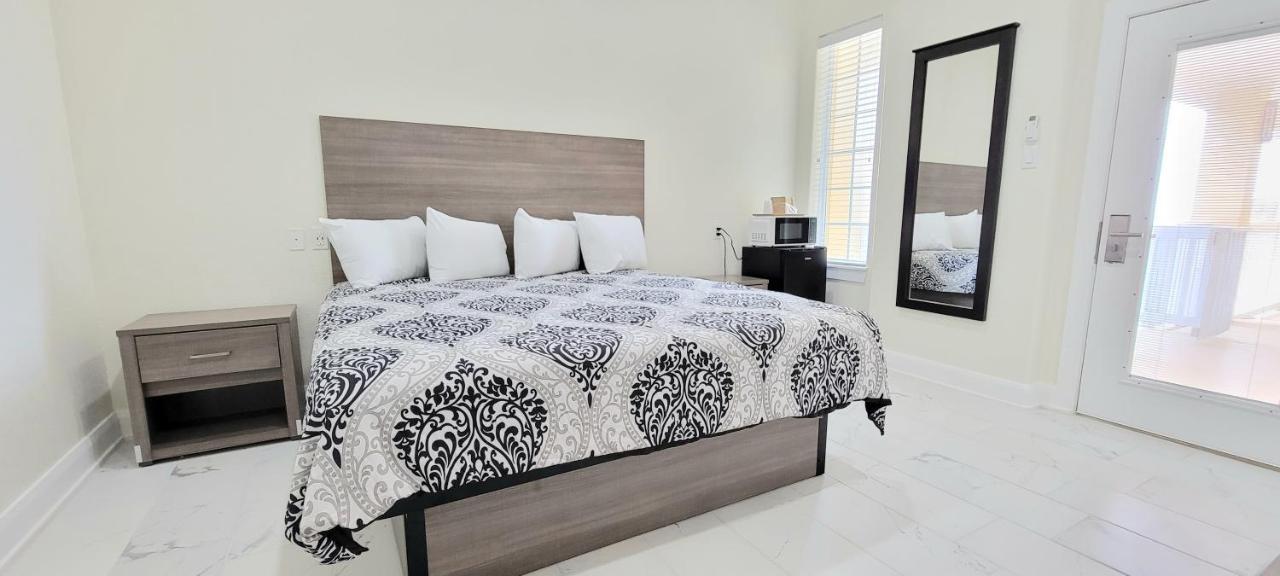 Luxury King Room