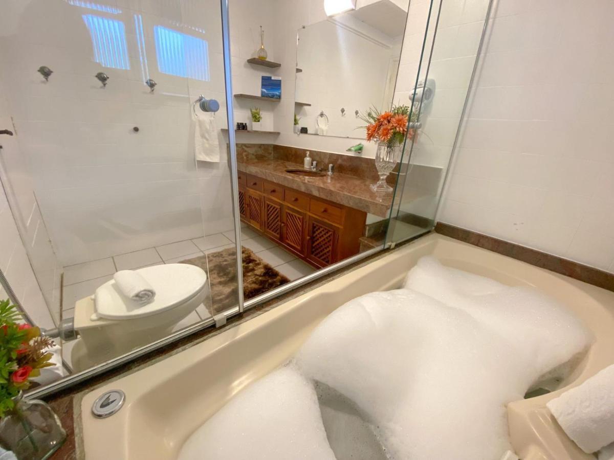 Chalé Luxo com Hidromassagem Individual e Vista para as Montanhas