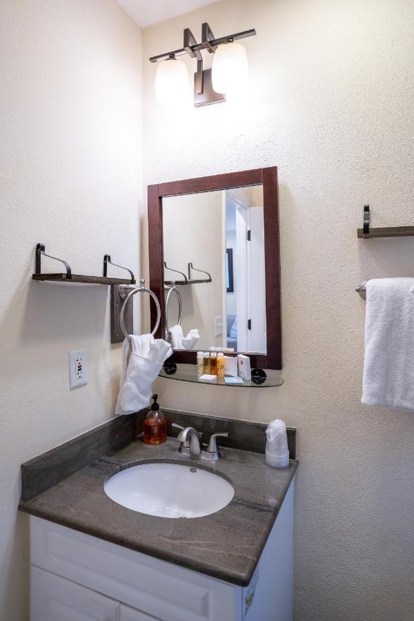 King Villa Unit 106