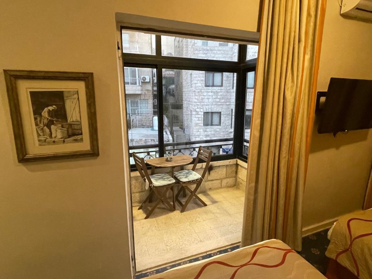 Small Twin Room