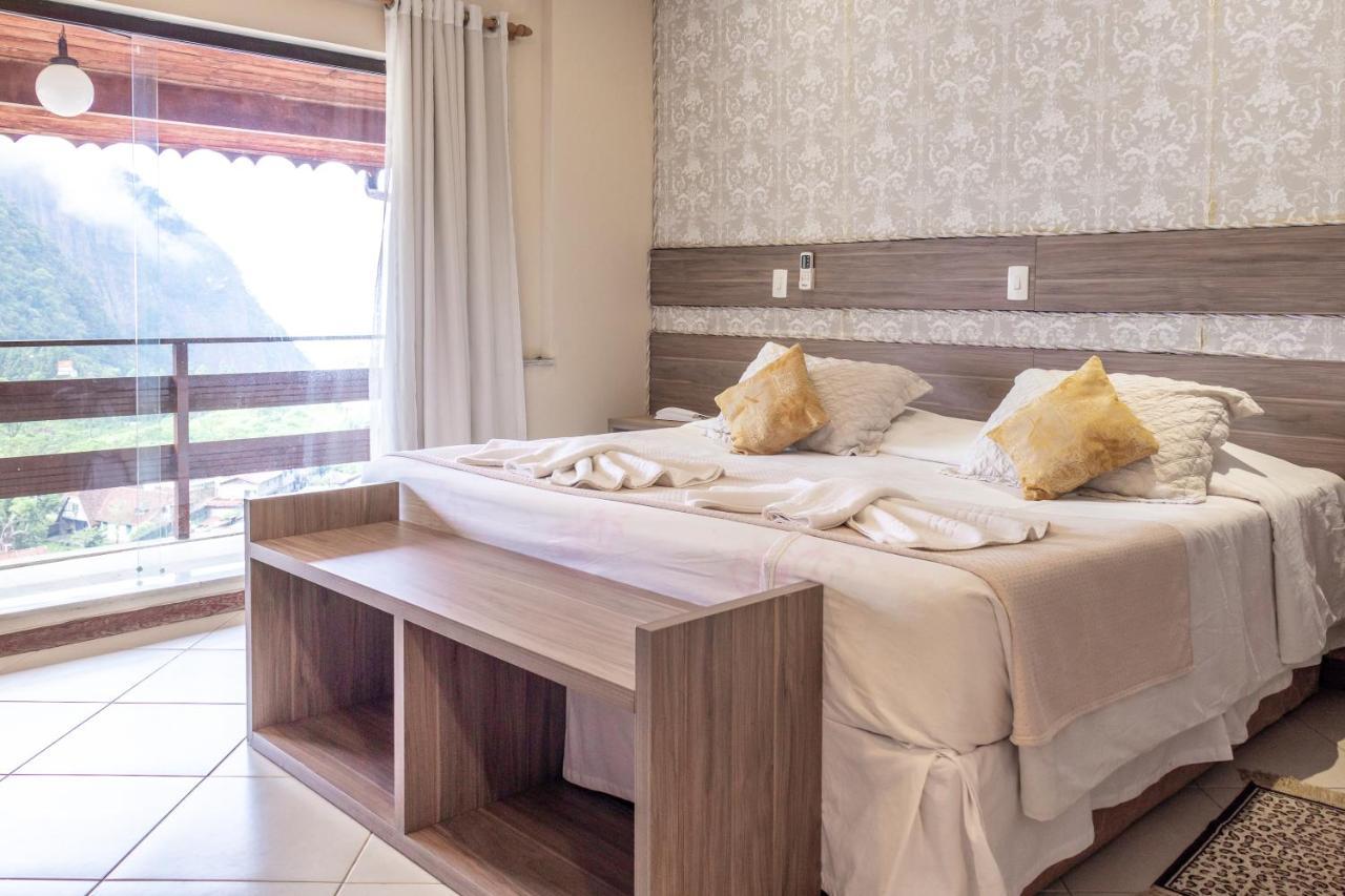 King Suite Spa Bath