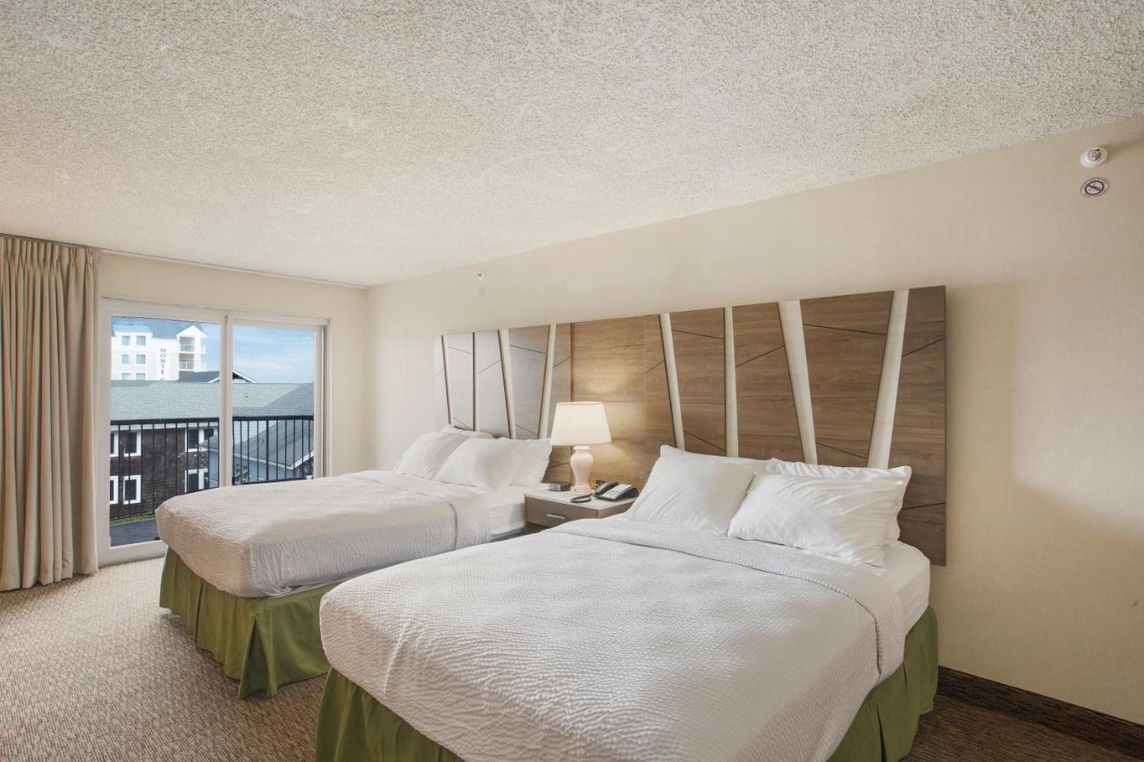 Queen Room Side Sea View