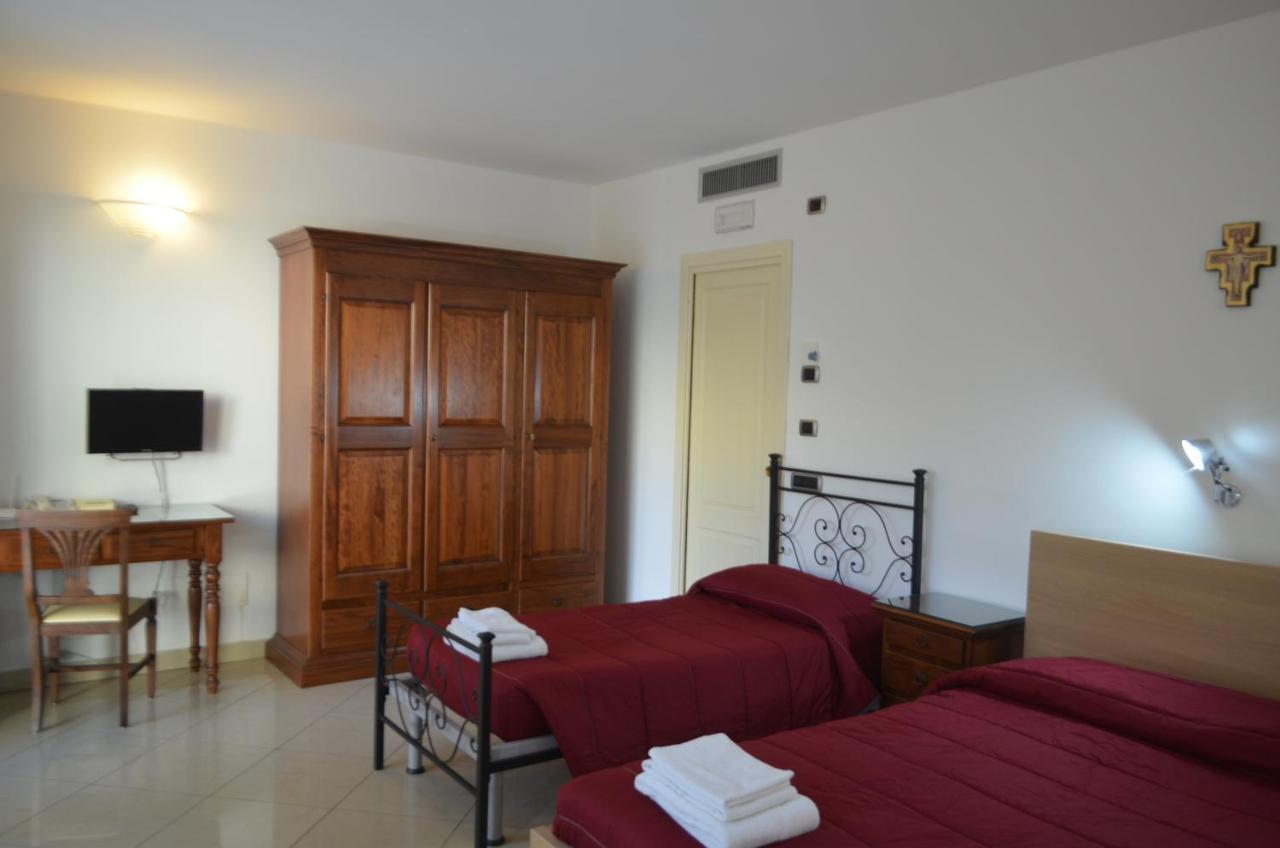 Triple Room Private Bathroom