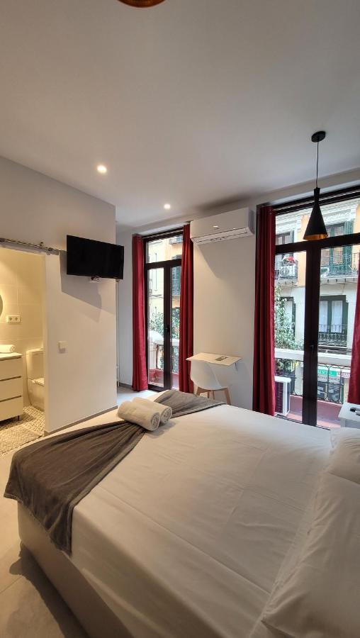Superior Double Room with Private Bathroom and Balcony,1363280051:JPEG