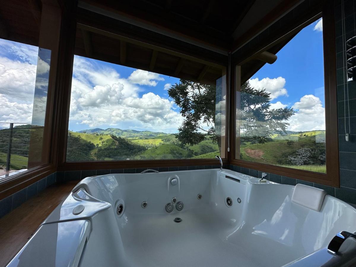 King Room Spa Bath