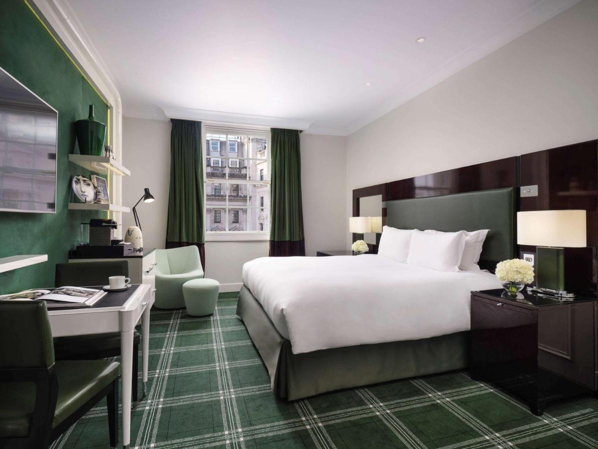 Premium Luxury King Room Waterloo Place or Pall Mall View
