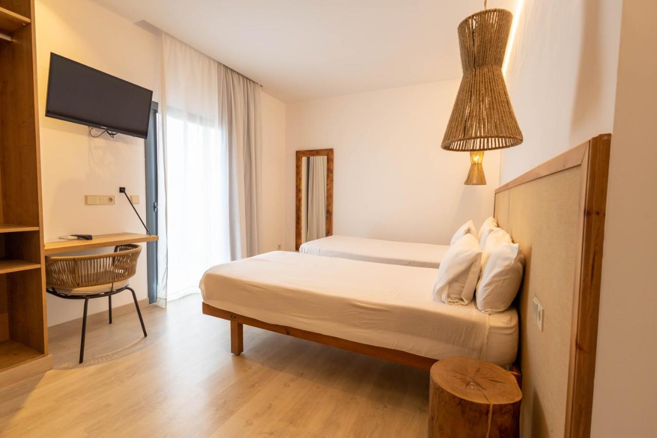 Premium Room Side Sea View