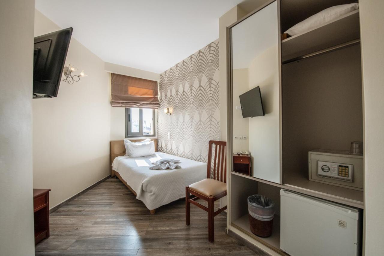 Single Room,1432112464:JPEG
