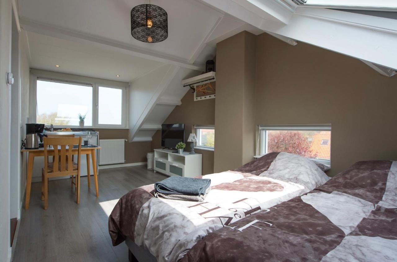 Double Room Private External Bathroom