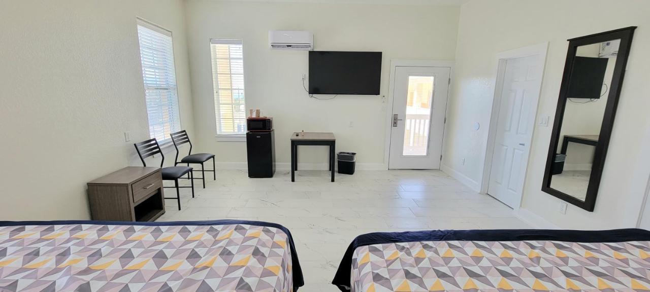 Luxury Double King Family Room