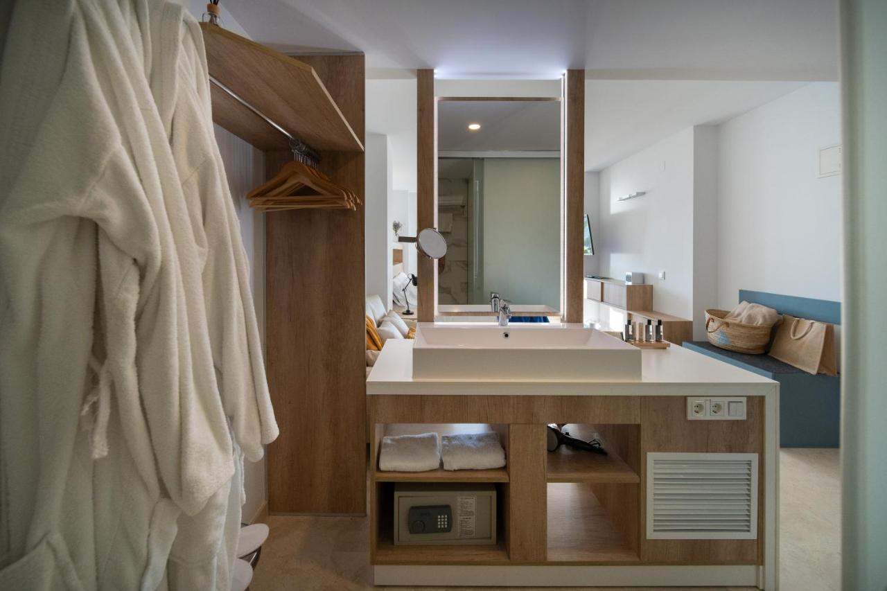 Deluxe Junior Suite