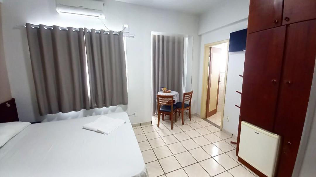 Deluxe Queen Suite