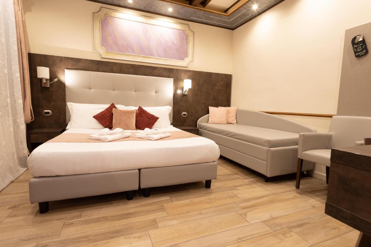 Classic Triple Room