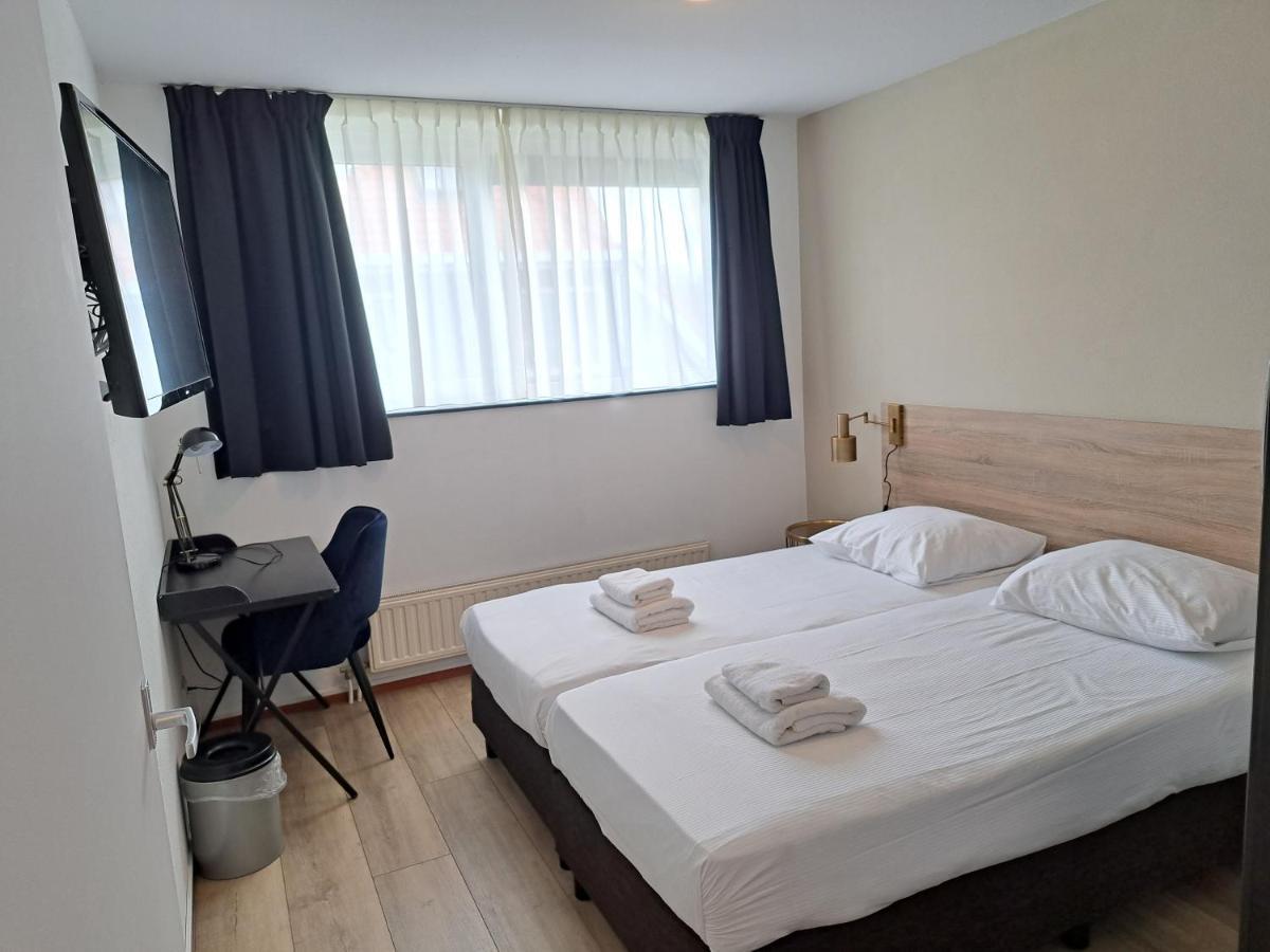 Economy Twin Room
