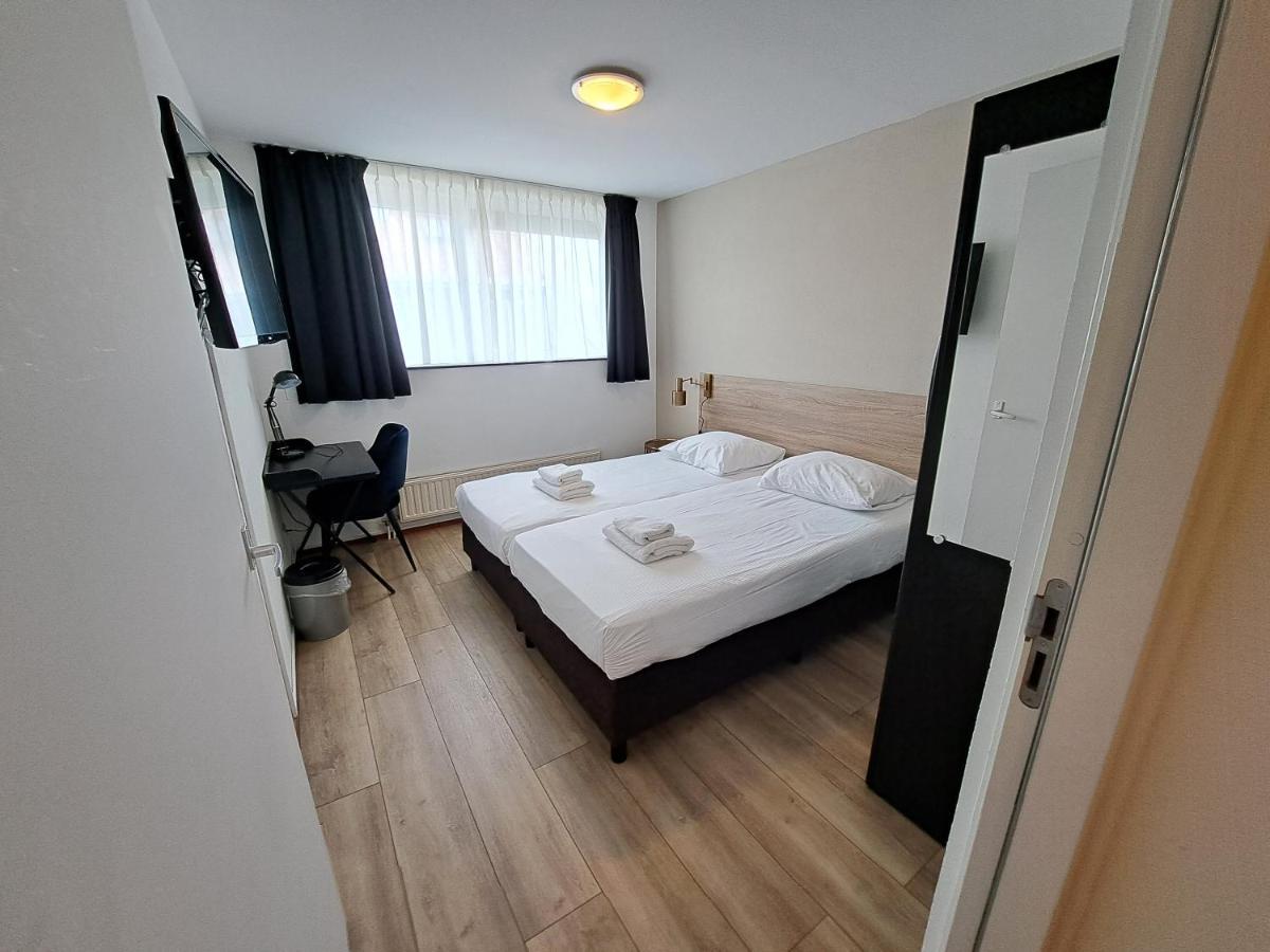 Economy Twin Room