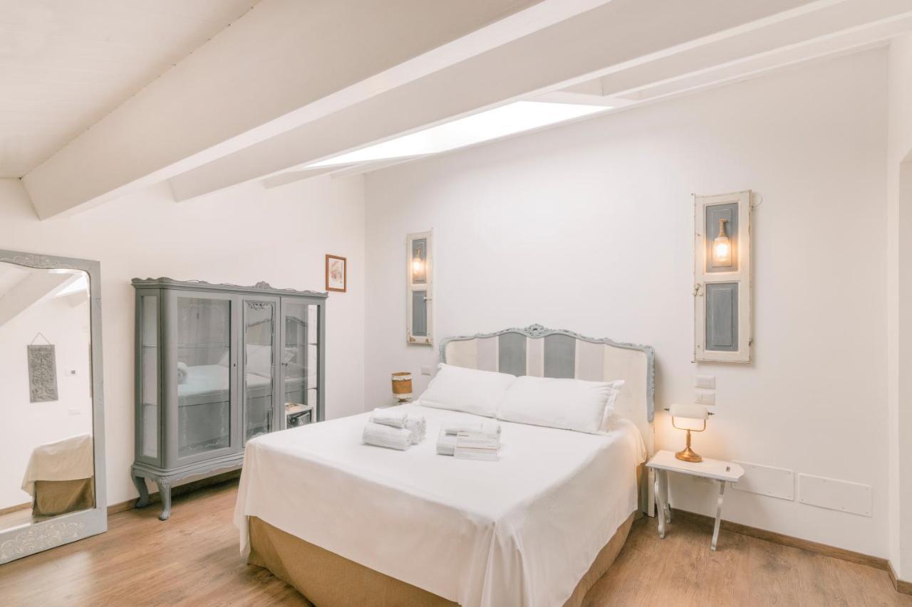 Deluxe Queen Suite