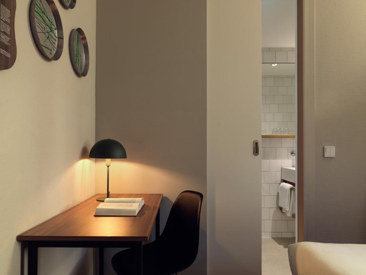Medium Double Room