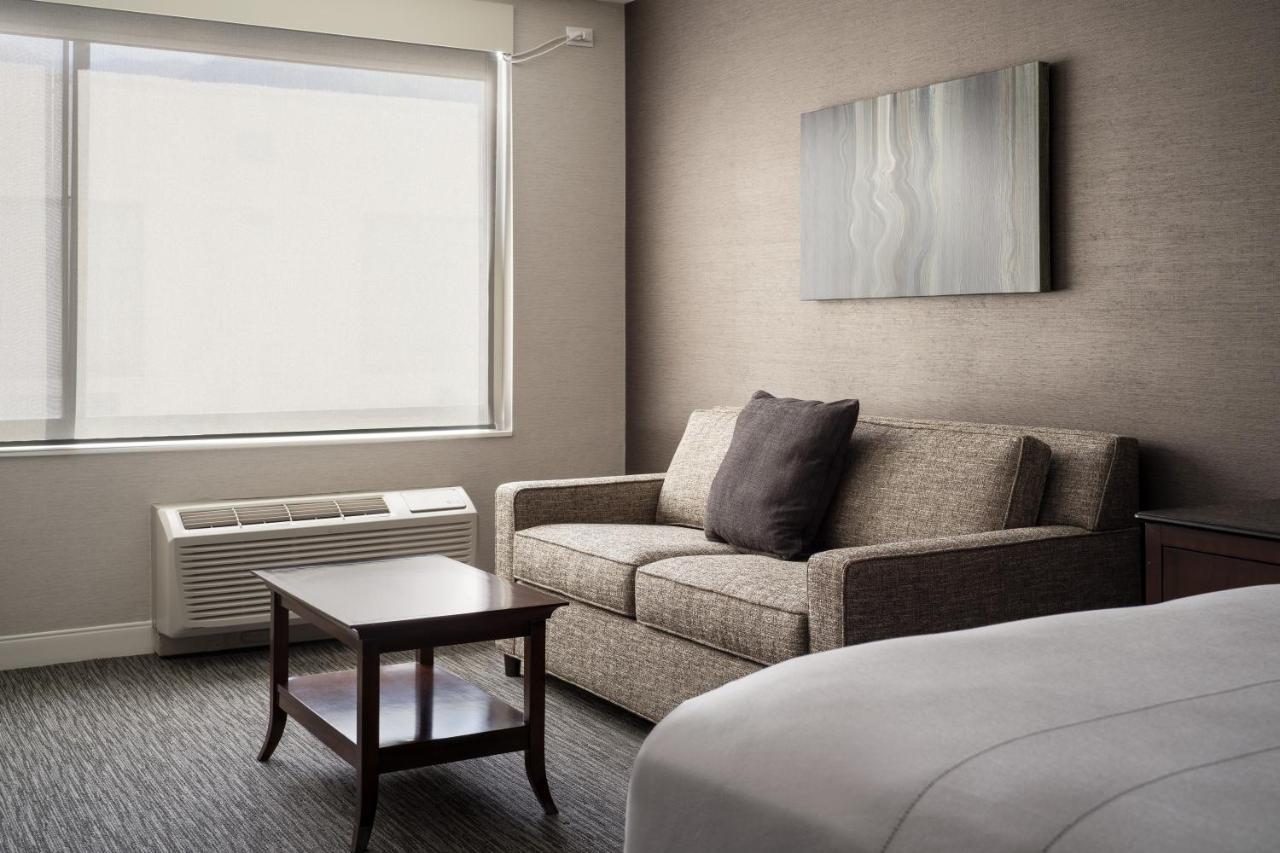 King or Queen Room