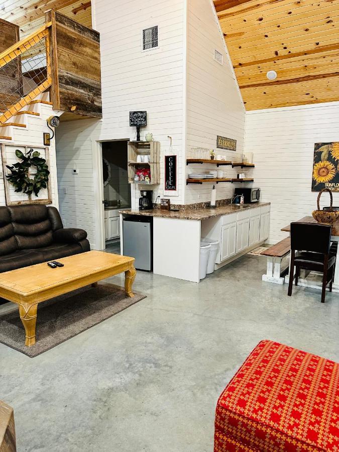 Deluxe Family Suite