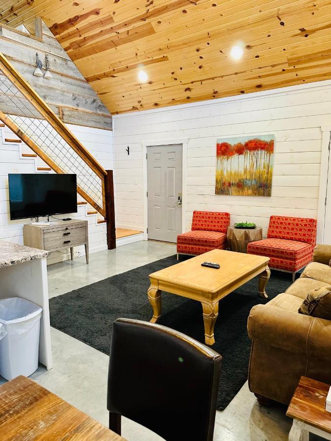 Deluxe Family Suite