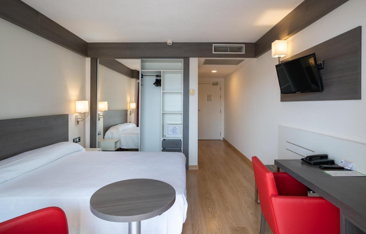 Double or Twin Room Terrace Sea View