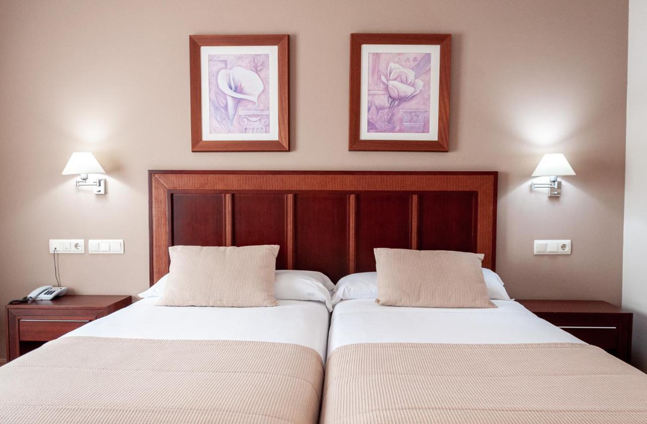 Two Beds Double Room