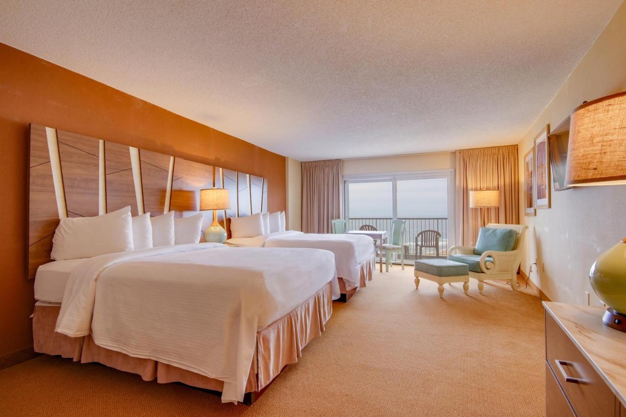 Direct Ocean Front Two Queen beds Non Smoking