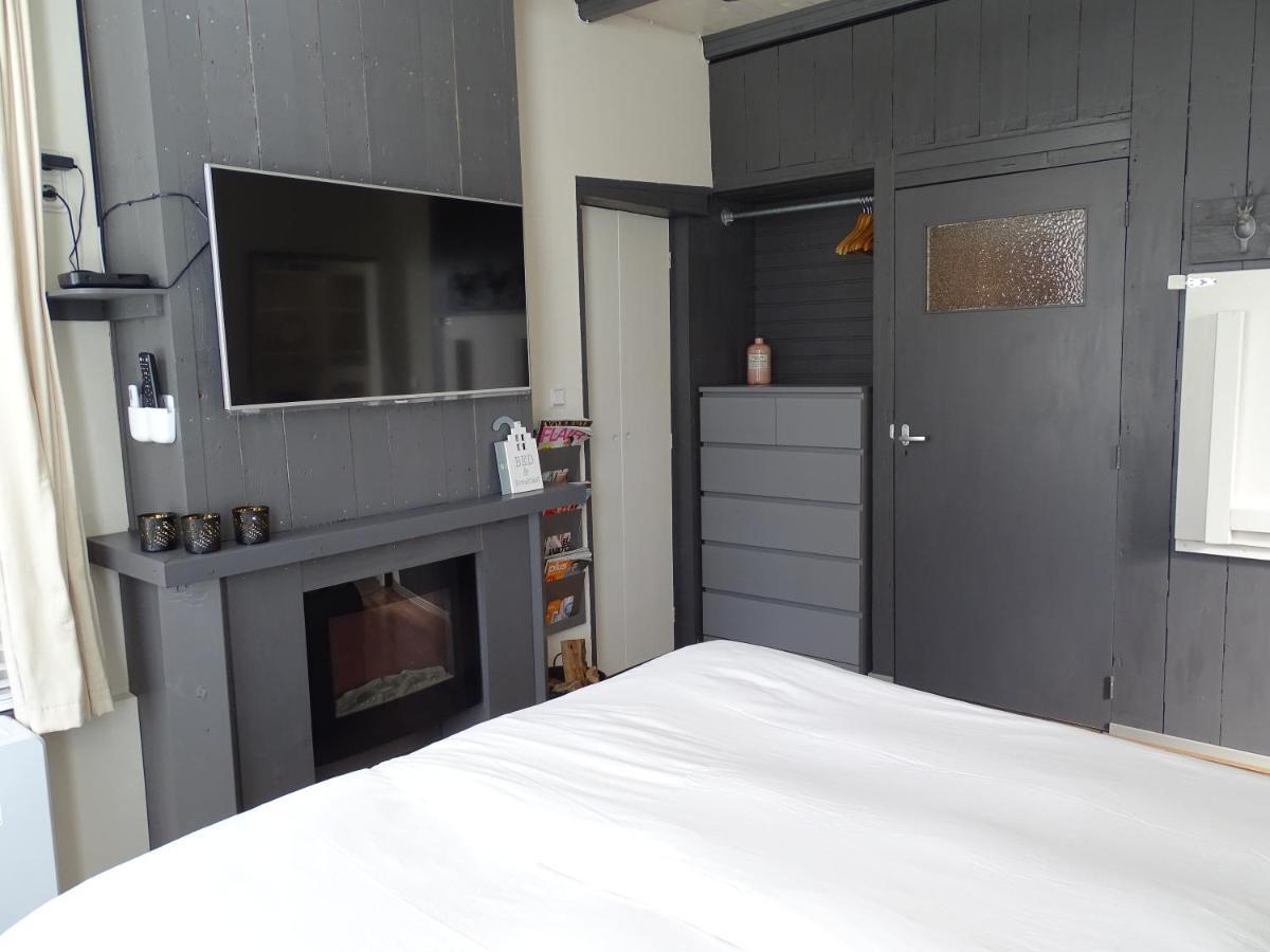 Triple Room Private Bathroom