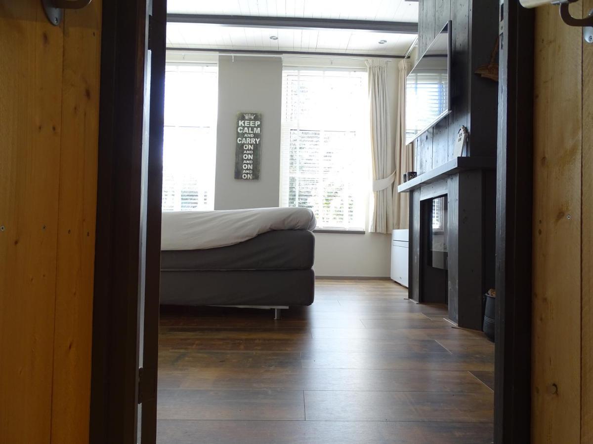 Triple Room Private Bathroom