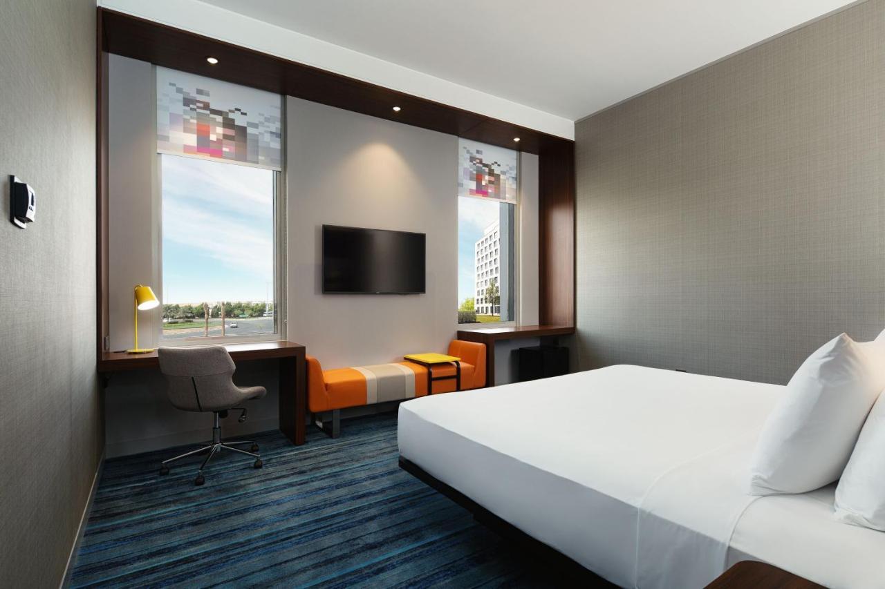 Aloft Room King Bed Complimentary Shuttle to Expo Metro Station & Al Maktoum International Airport