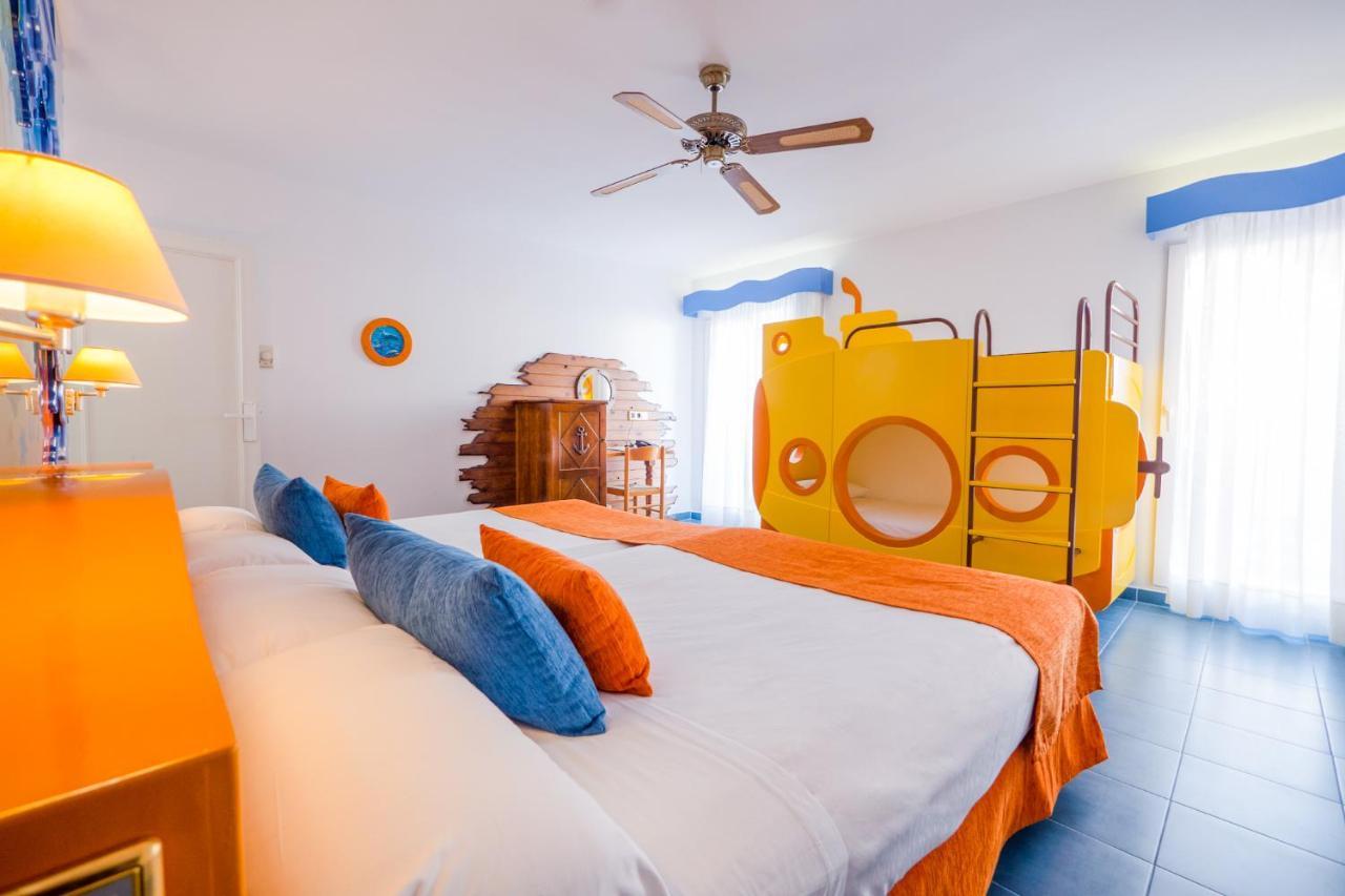 Thematic Room