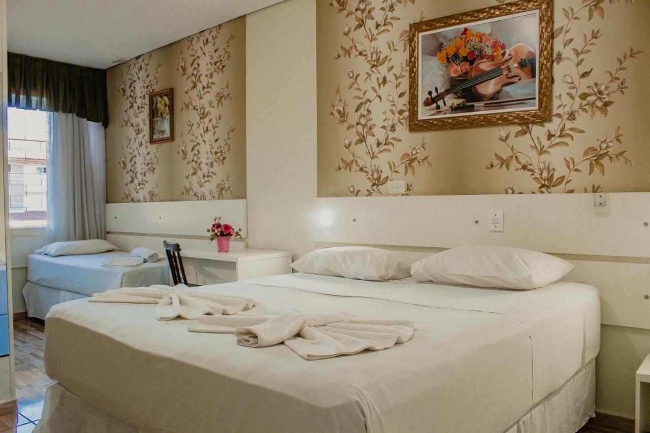 Quarto Triplo Standard Bloco 02