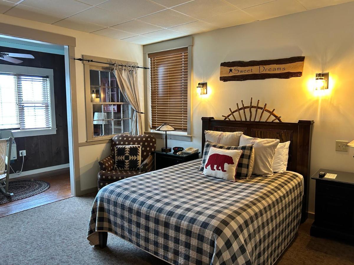 Two-Bedroom Suite