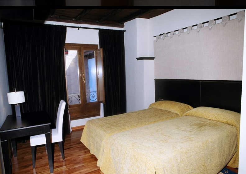 Double or Twin Room,16079477:JPEG
