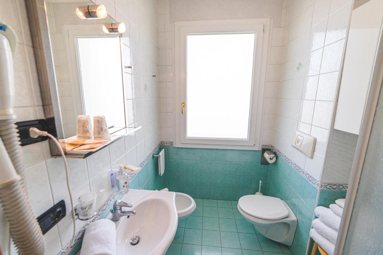 Double or Twin Room Balcony