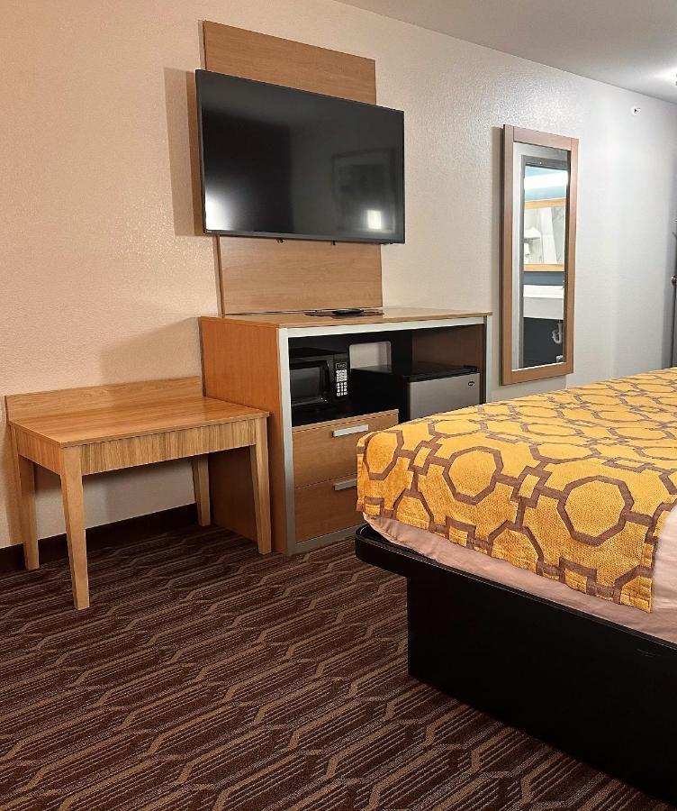 King Room - Non-Smoking,1370908565:JPEG