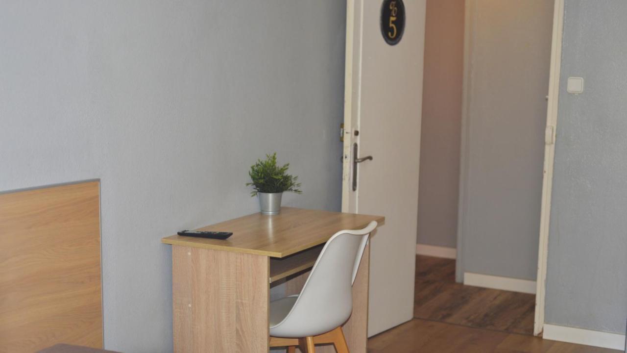 Double Room Private Bathroom