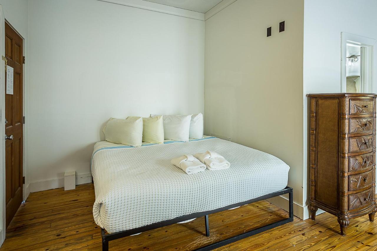King Room Kitchenette First Floor