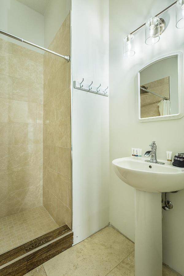 King Room Kitchenette First Floor
