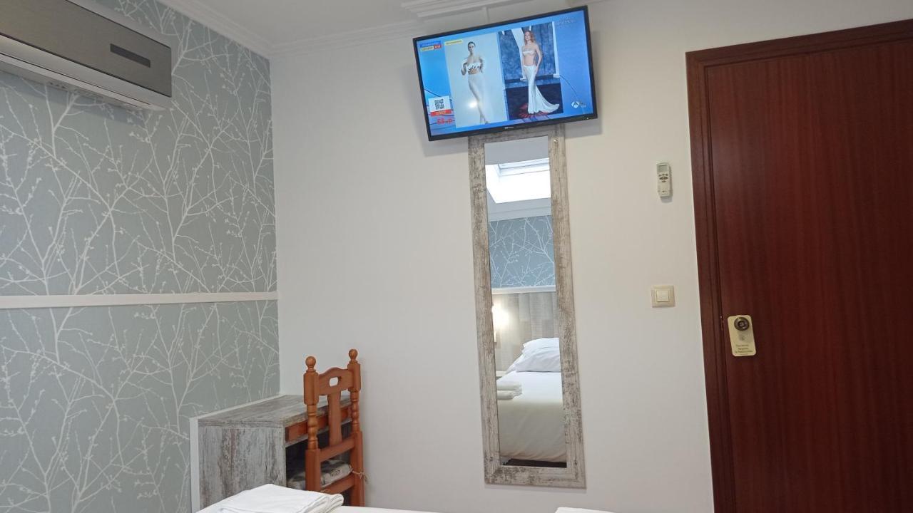 Single Room Bathroom