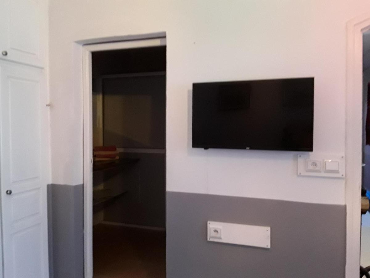 Double or Twin Room Private Bathroom
