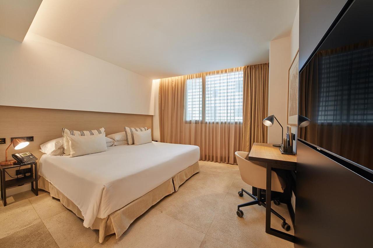 Standard Double or Twin Room,1371274829:JPEG