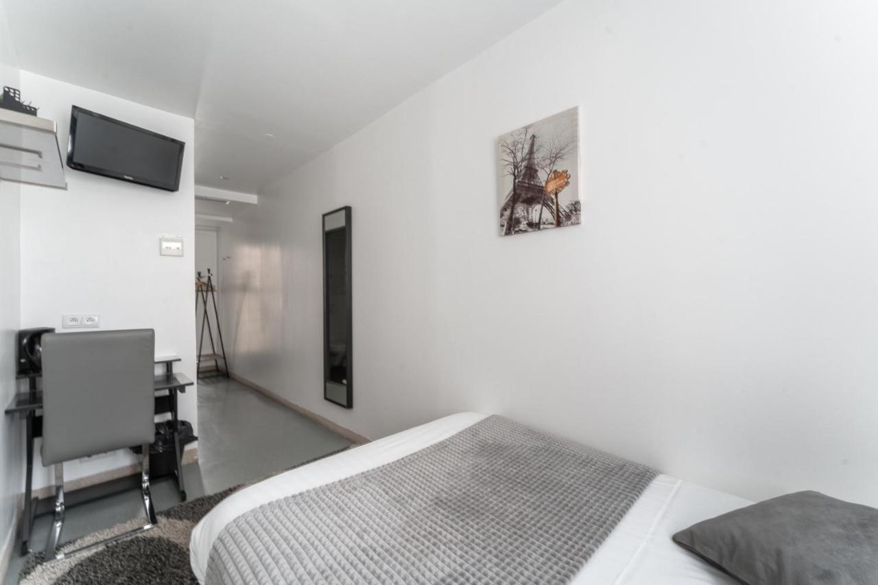 Superior Single Room