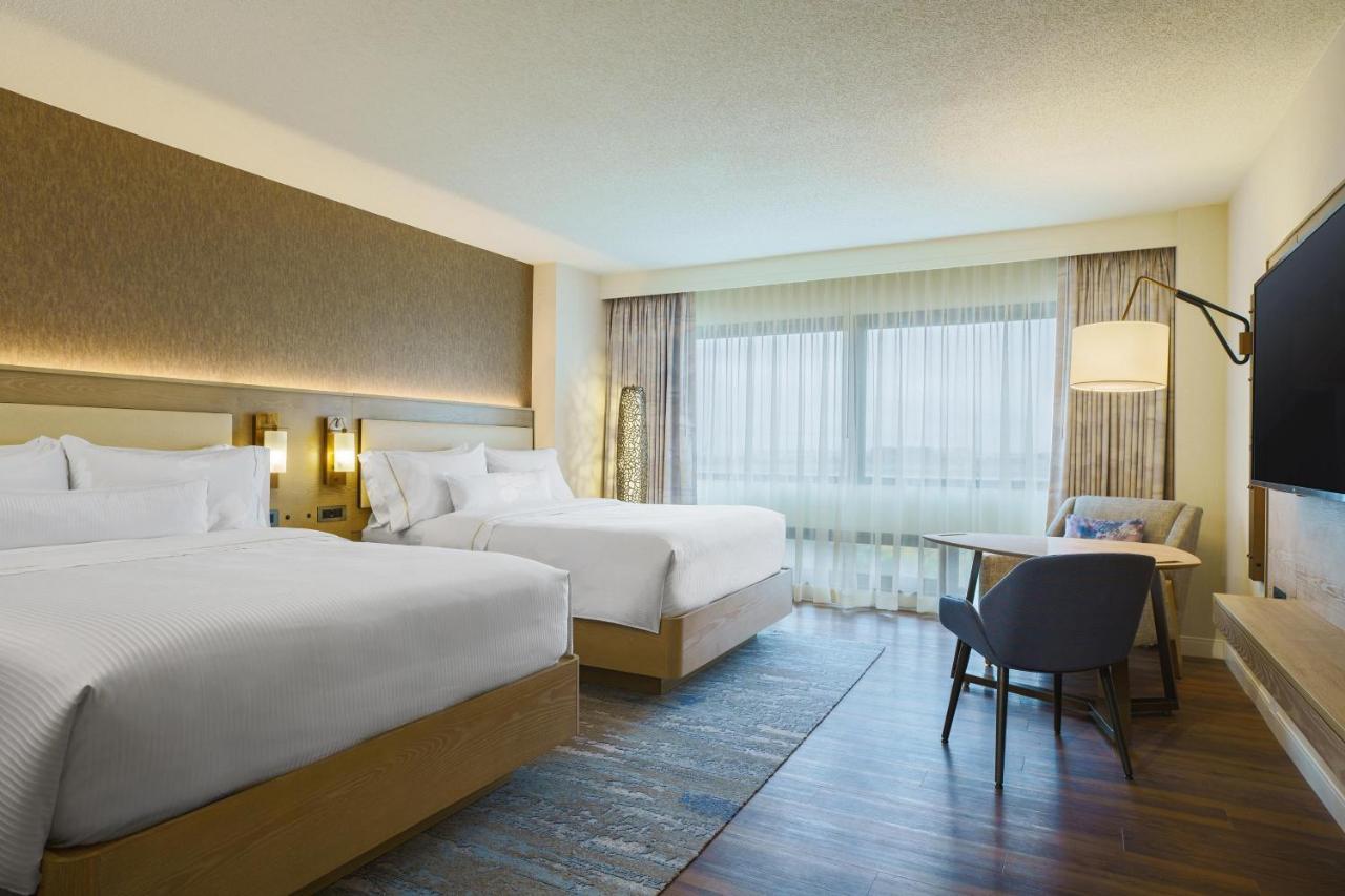 Room 2 Queen Beds